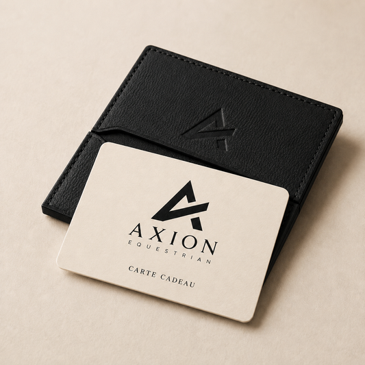 
Tarjeta regalo AXION Equestrian con estuche negro y logotipo de la casa