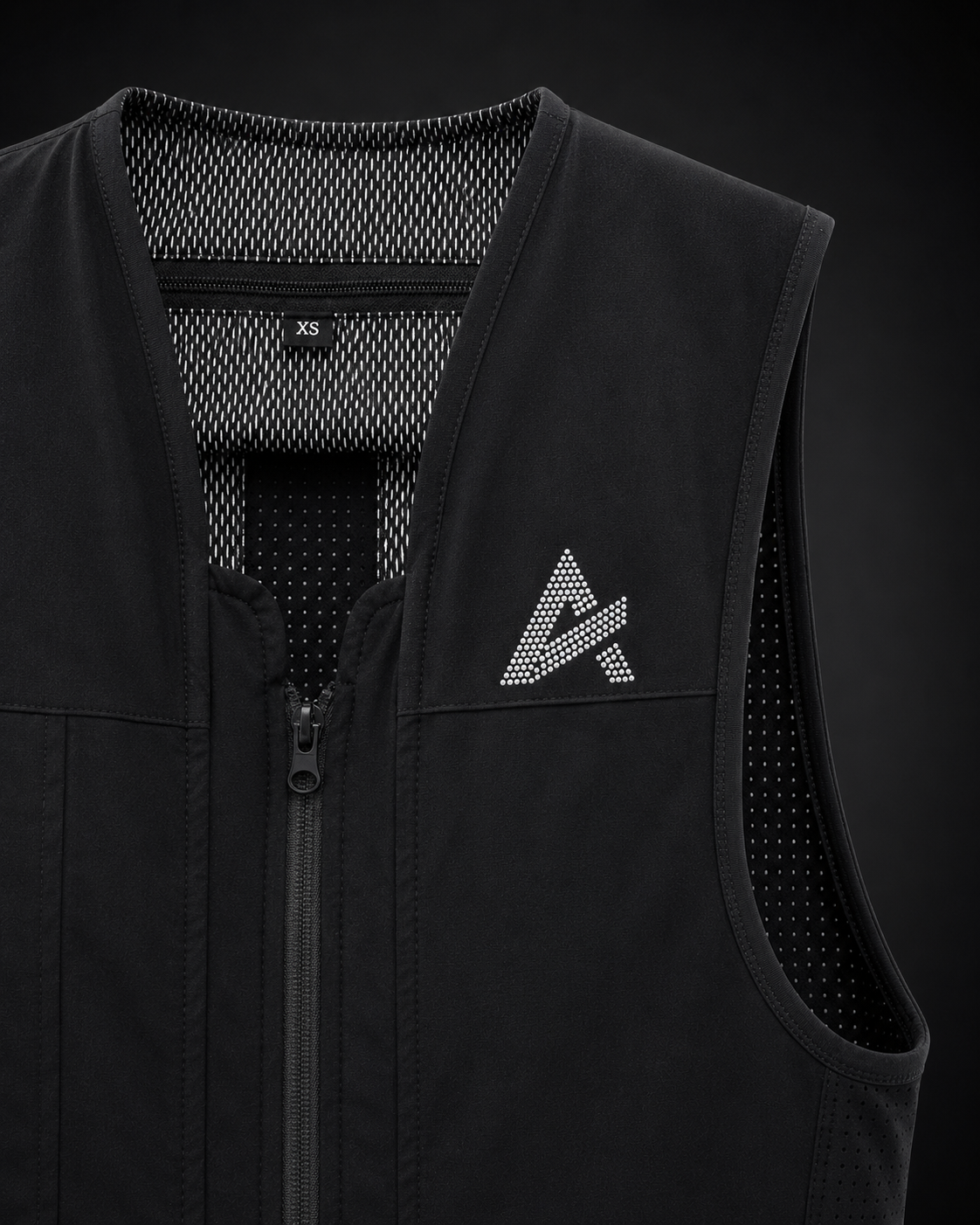Détail logo Crystal sur Gilet Airbag Équitation ORIGIN AXION Equestrian